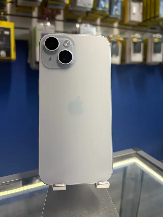iPhone 15 128gb (Store Warranty)