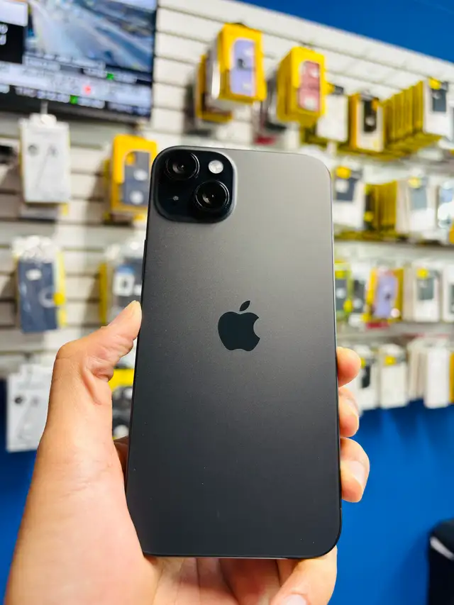 iPhone 15 Plus 128gb (Store Warranty)