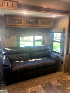 2015 CrossRoads Cruiser 40' 5th Wheel - Bunkhouse - Outdr Kitche - Photo 7