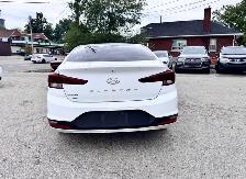 2020 Hyundai Elantra Essential - Photo 3