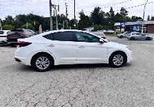 2020 Hyundai Elantra Essential - Photo 4