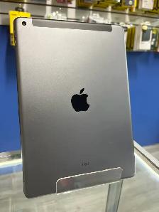iPad 8th Gen 32gb Wifi   Cellular (Store Warranty)