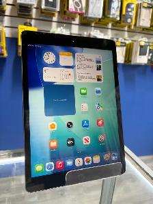 iPad 8th Gen 32gb Wifi   Cellular (Store Warranty) - Photo 2