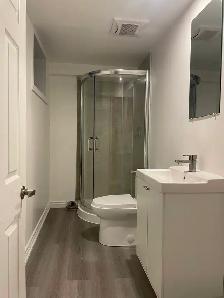 $850 All-Inclusive | Private Ensuite Basement Room | 3Gbps WiFi - Photo 3