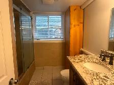 Rooms in Detached house for lease close to Western University - Photo 9
