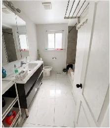 3-Bedroom Furnished House, Near York University - Photo 8