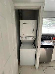 3-Bedroom Furnished House, Near York University - Photo 9