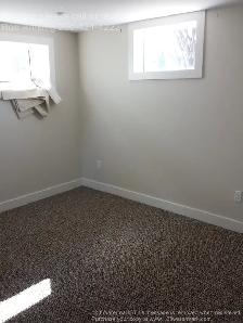 Cranbrook 1 bedroom apartment Available Sept 15th - Photo 5