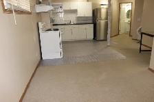 1-Bedroom Basement WALKOUT - Private Entrance - In-Suite Laundry - Photo 6
