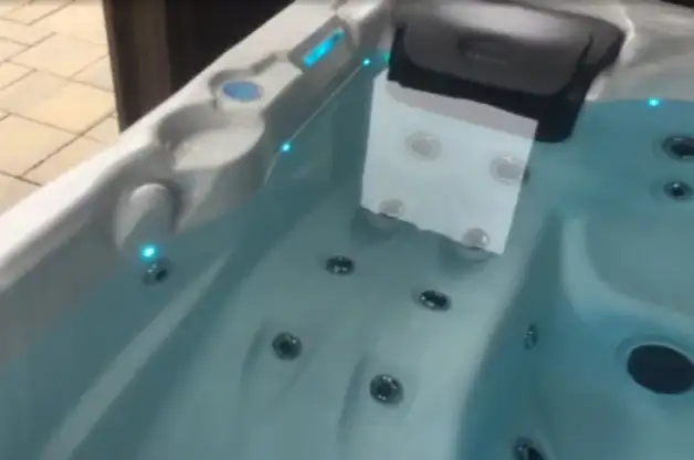 Door Crasher Sale! New 6 Person Spas -54 Jets - Free Delivery LI