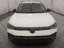 2025 Volkswagen Taos - Photo 2
