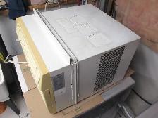 Powerful 10,000BTU Danby window AC, works great clean - Photo 5
