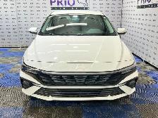 2025 Hyundai Elantra - Photo 6