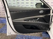 2025 Hyundai Elantra - Photo 12