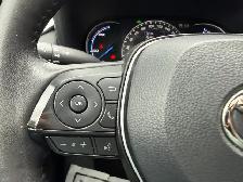 2025 Toyota RAV4 Hybrid XLE AWD, ONE OWNER, ACCIDENT FREE - Photo 18