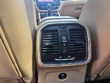 2023 Porsche Macan AWD - Photo 24