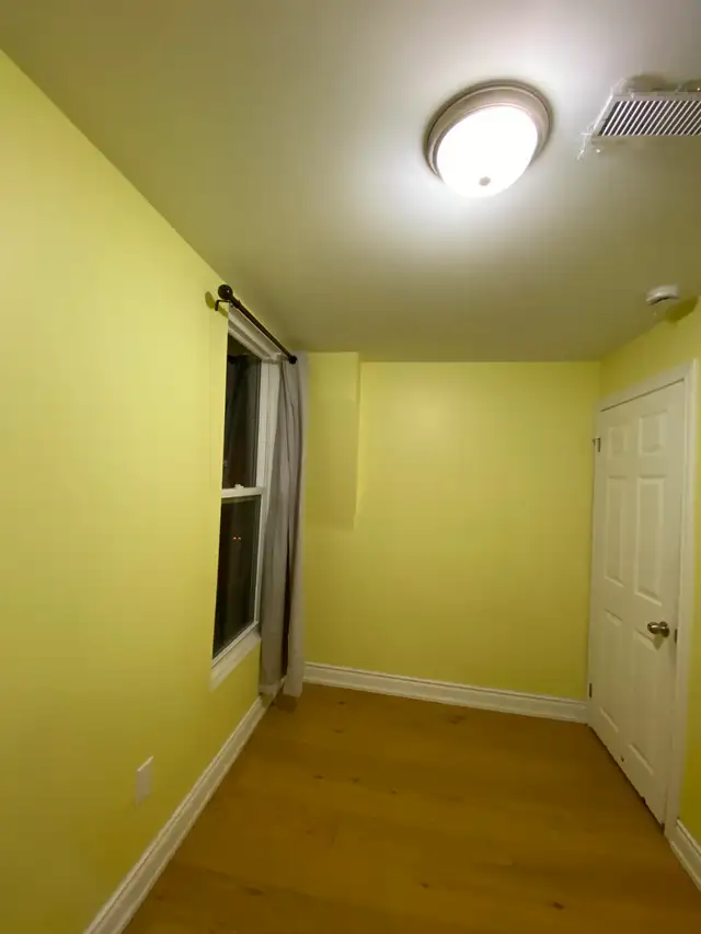 ROOMS $825/$850/mo, LANSDOWNE SUBWAY ST (BLOOR&LANSDOWNE)