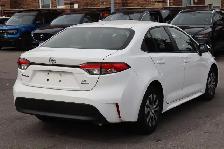 2026 Toyota Corolla Hybrid LE - Photo 2