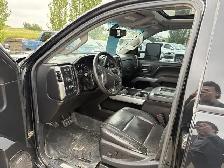 2017 Chevrolet Silverado 2500HD LTZ - Photo 6