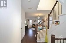 4 Bedroom TownHouse Kanata Tech Available - Photo 7