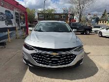 2022 Chevrolet Malibu LT - Photo 3