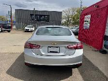 2022 Chevrolet Malibu LT - Photo 16