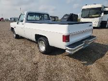 1986 Chevrolet C/K 10 Series - Photo 4