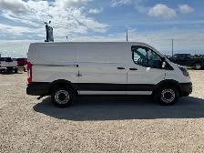 2022 Ford Transit - Photo 4