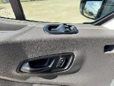 2022 Ford Transit - Photo 16