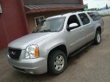2011 GMC Yukon XL 4x4 SLT 8 PASSSENGER