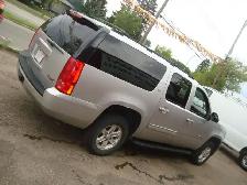 2011 GMC Yukon XL 4x4 SLT 8 PASSSENGER - Photo 3