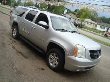 2011 GMC Yukon XL 4x4 SLT 8 PASSSENGER - Photo 4