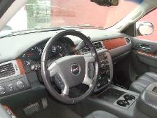 2011 GMC Yukon XL 4x4 SLT 8 PASSSENGER - Photo 5