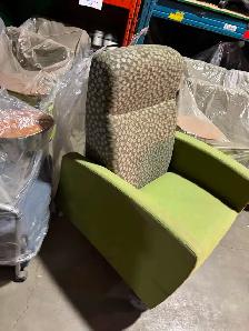 Krug 3-Position Recliner | $750 Each-Excellent Condition! - Photo 4