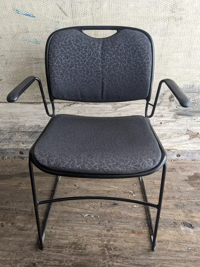Groupe Lacasse Black Visitor Chair-Used Chair-Call/Visit Us Now!