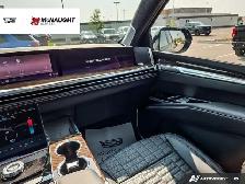 2025 Cadillac Escalade 4WD Sport Platinum - Photo 11