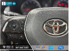 2021 Toyota RAV4 XLE AWD - Mint Condition - Photo 11