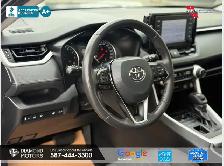 2021 Toyota RAV4 XLE AWD - Mint Condition - Photo 16
