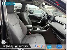 2021 Toyota RAV4 XLE AWD - Mint Condition - Photo 19