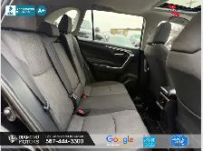 2021 Toyota RAV4 XLE AWD - Mint Condition - Photo 20