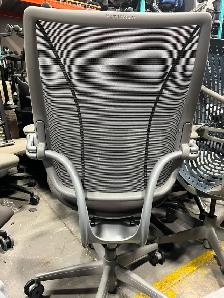Humanscale Liberty Task Chair-Excellent Condition-Call us! - Photo 4