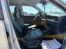 2025 Ford Maverick TREMOR! 4X4! CLEAN CARFAX! CERTIFIED! NAVIGAT - Photo 23