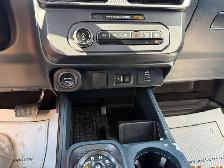 2025 Ford Maverick TREMOR! 4X4! CLEAN CARFAX! CERTIFIED! NAVIGAT - Photo 30