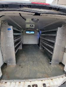 2002 Chevrolet Express - Photo 25