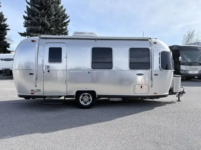2019 Airstream SPORT 22FB