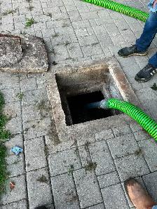 24/7 & Emergency Septic Pumping Services! - Photo 3