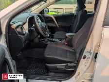 2015 Toyota RAV4 LE - Photo 6