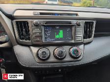 2015 Toyota RAV4 LE - Photo 19
