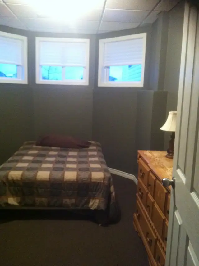 Furnished Room for rent $650 month.  No D.D. Required!