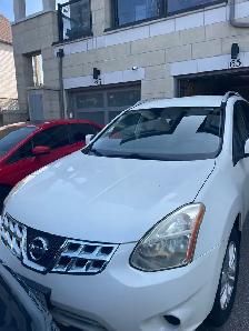 2012 Nissan rogue sv - Photo 2